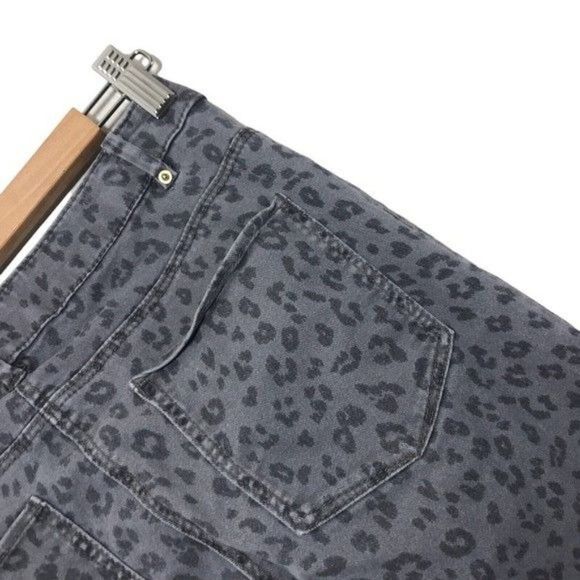 H&M Cheetah Print Skinny Jeans Size 6 - Picture 3 of 9